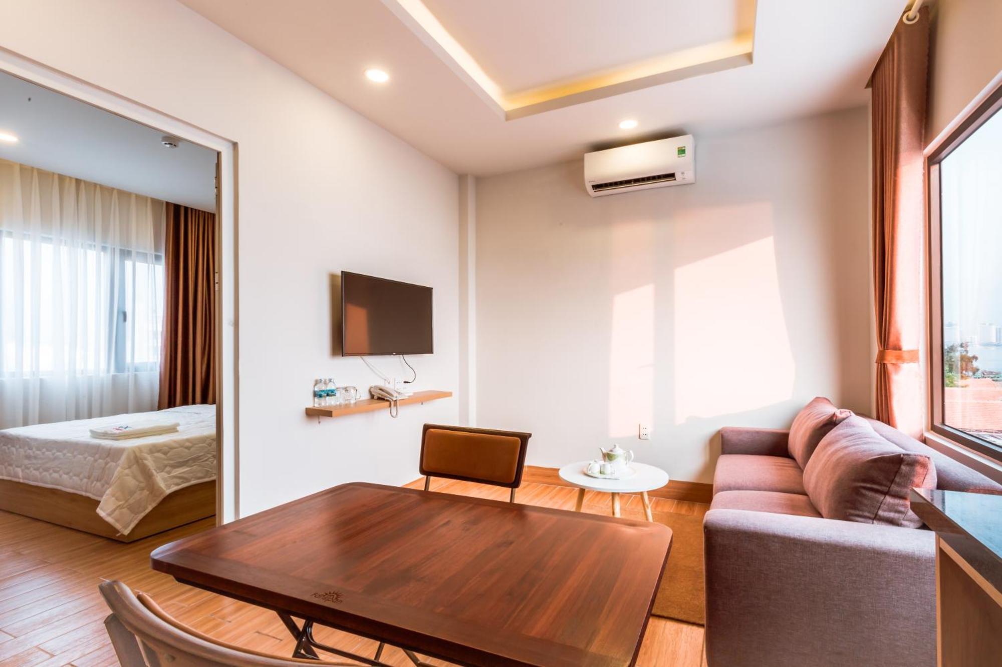 Aqua Seaview Hotel Nha Trang Exterior foto